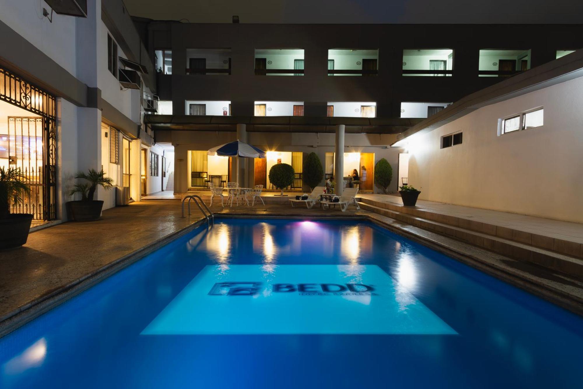 Hotel Bedd Express Querétaro Dış mekan fotoğraf
